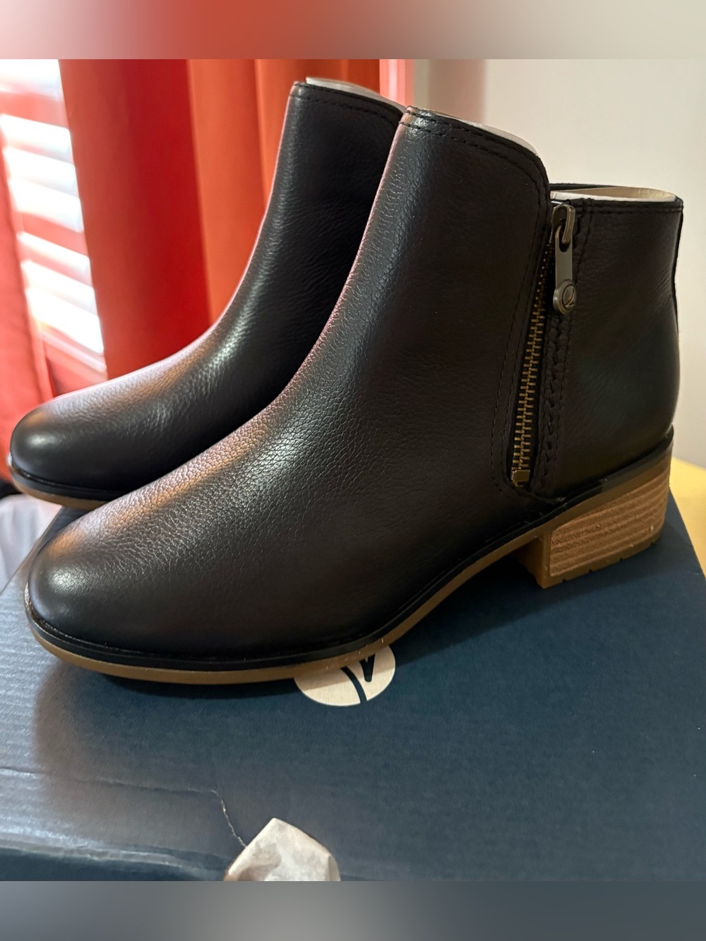 Women’s Sperry’s Seaport 2.0 booties